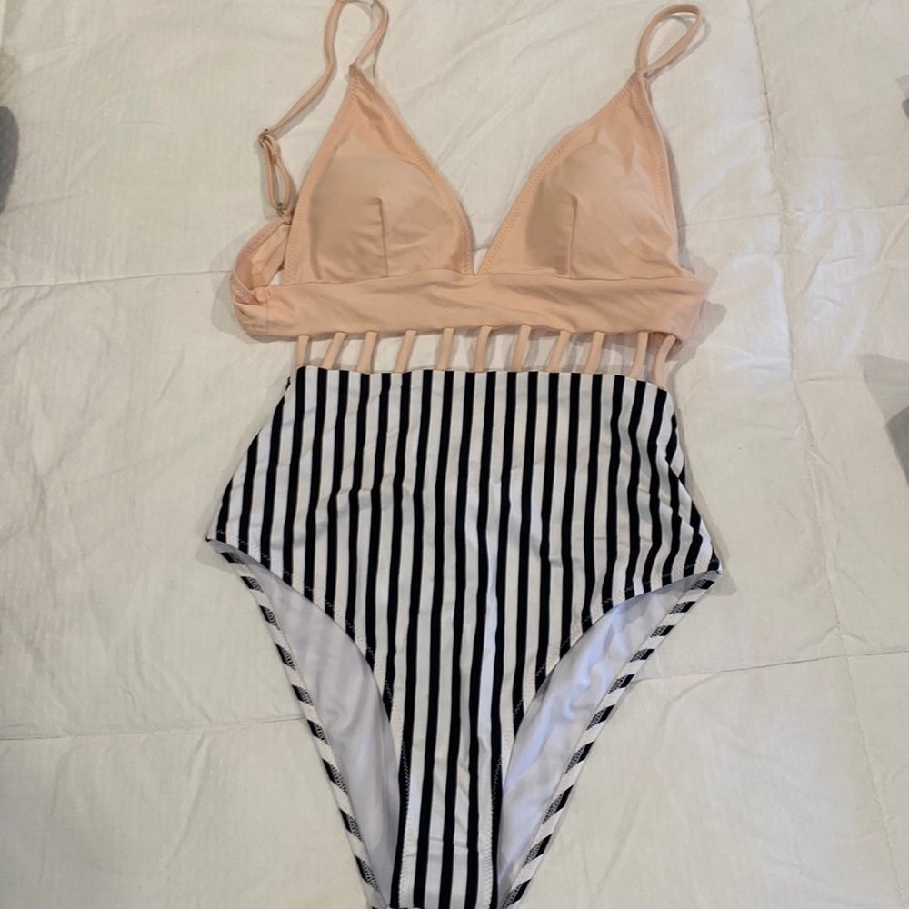 Womens cupshe bathing suit